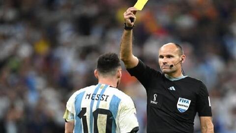 Trọng tài bị Messi chỉ trích chia tay World Cup 2022