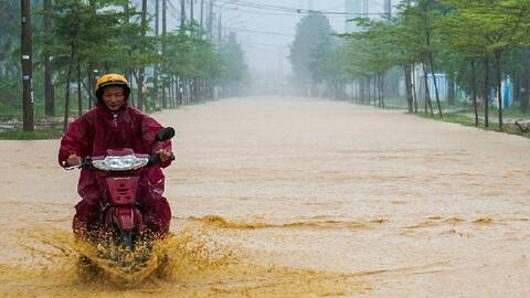 Miền Trung hứng đợt mưa lớn 400 mm