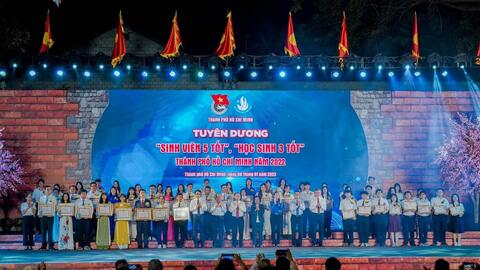 TP Hồ Chí Minh: Tuyên dương gương “Học sinh 3 tốt”, “Sinh viên 5 tốt”