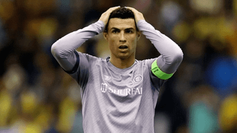 Báo Arab tiết lộ sốc: Al Nassr chỉ phải trả 10% lương của Ronaldo