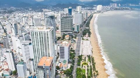 Thanh tra, xử lý loạt khách sạn ở Nha Trang tự 'gắn sao'