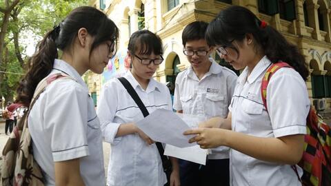 Xây dựng phương án đáp ứng nhu cầu chuyển đổi môn học lựa chọn cho học sinh THPT