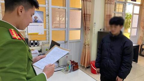 Cao Bằng: Khởi tố một nam sinh lớp 12 thông chốt đâm thẳng vào CSGT