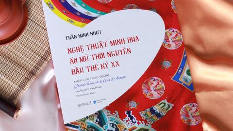 Phát hành tác phẩm “Nghệ thuật minh họa áo mũ thời Nguyễn đầu thế kỷ XX”
