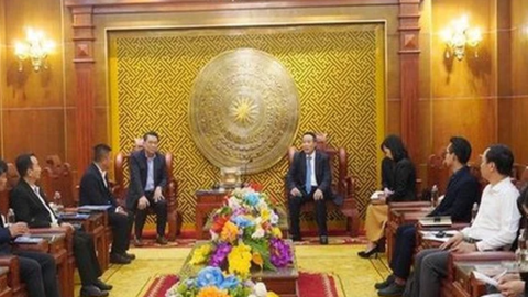 Doanh nghiệp Lào muốn đầu tư nhà máy lọc dầu 100ha tại Quảng Trị