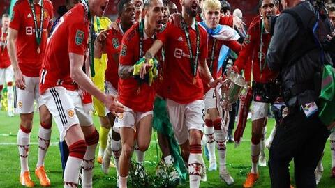 6 phút bùng nổ, Man United giành danh hiệu vô địch đầu tiên sau 6 năm