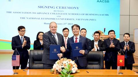 Trường Đại học Kinh tế Quốc dân chính thức là thành viên của AACSB (Hoa Kỳ)