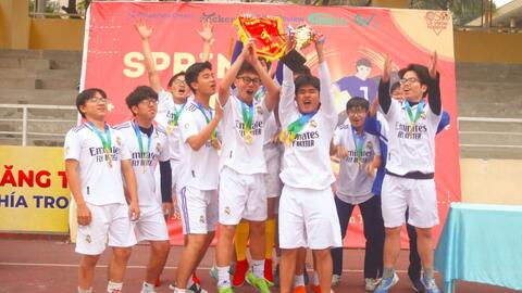 Bế mạc giải bóng đá Spring Cup