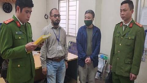 Giám đốc, phó giám đốc trung tâm đăng kiểm chia tiền nhận tiền hối lộ theo bậc thang