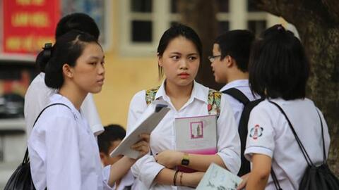 Học sinh Hà Nội đăng ký xét tuyển vào lớp 10 ngoài công lập từ ngày 20/4 - 20/6