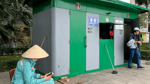 Tăng cường quản lý, duy trì, đầu tư xây dựng các nhà vệ sinh công cộng