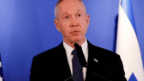 Thủ tướng Israel sa thải bộ trưởng Quốc phòng