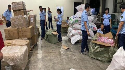 Thu giữ gần 7.000 điếu xì gà ngoại nhập tại Công ty Logistics Viettel