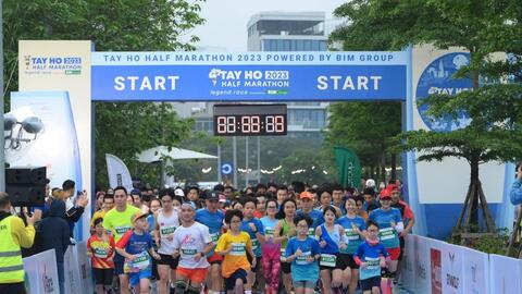 Thử thách chạy bộ đổi cây xanh được runners Hà Nội hưởng ứng