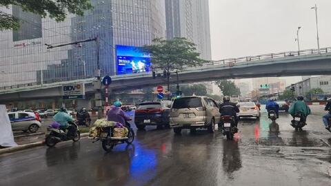 Mưa phùn chấm dứt, Bắc bộ chuyển sang mưa rào lớn do không khí lạnh