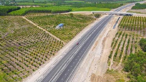 Chưa thu phí 2 dự án cao tốc Bắc- Nam thông xe vào sáng 29/4 tới đây
