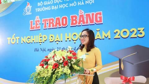 1.000 sinh viên trường Đại học Mở Hà Nội được trao bằng tốt nghiệp