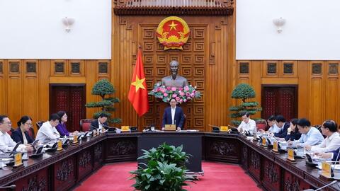 Bàn giải pháp giảm lãi suất cho vay và hoạt động của thị trường trái phiếu