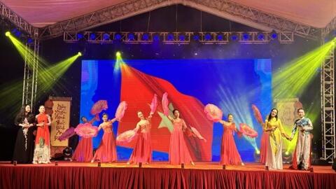 Nhà hát Cải lương Hà Nội thực hiện nhiều chương trình phục vụ chính trị trong tháng 4