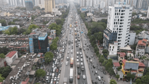 Nhiều tuyến đường Hà Nội rơi vào tình trạng tắc cứng trong kỳ nghỉ lễ
