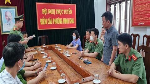 Lấy 200 triệu đồng của người dân khi làm sổ đỏ, một cán bộ bị bắt