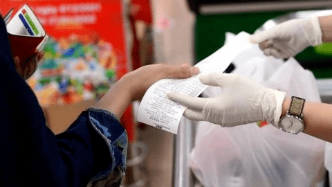 Chính phủ chốt phương án giảm thuế VAT để hỗ trợ người dân