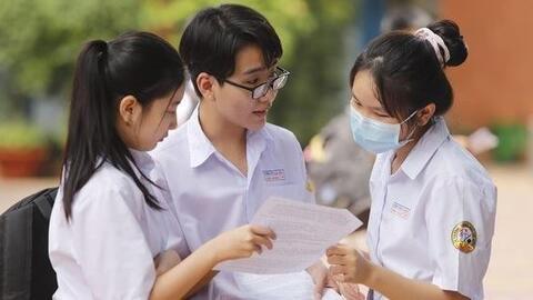 Tỷ lệ “chọi” vào lớp 10 ở Hà Nội, nhiều trường top “hạ nhiệt”
