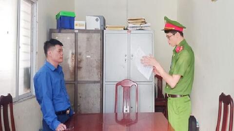 Bắt một cựu trưởng phòng kinh doanh bảo hiểm