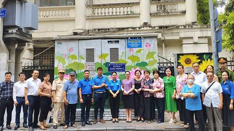 Khánh thành công trình thanh niên xoá điểm tập kết rác thải trái quy định