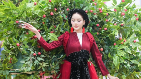 Độc đáo show thời trang chủ đề tôn vinh vải thiều Bắc Giang