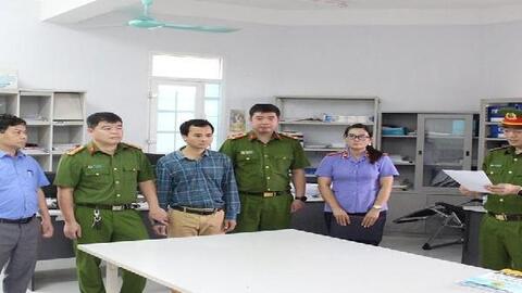 Bắt tạm giam Phó giám đốc trung tâm thuộc Đại học Tây Bắc