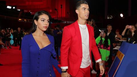 Những chi tiết lạ trong hợp đồng tiền hôn nhân của Ronaldo