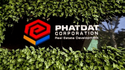 Phát Đạt (PDR) dự kiến chào bán hơn 200 triệu cổ phiếu giá 10.000 đồng để trả nợ trái phiếu và phát triển dự án