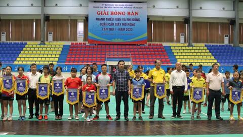 Quận Cầu Giấy khai mạc giải bóng bàn thanh thiếu niên và nhi đồng