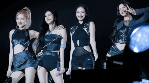 Bất ngờ với lượng khán giả dự kiến tại concert BLACKPINK Hà Nội: Nhỉnh hơn concert ở Thái Lan và Mỹ, phá kỷ lục tại Việt Nam!