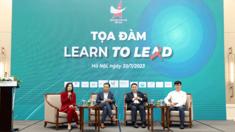 CEO Lê Trí Thông kể chuyện pha ly sữa bột và cách học ở PNJ: Uống nhiều sữa thì mắc nghẹn, học nhiều quá thì không tốt!