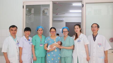 Bệnh viện Trung ương Huế cứu sống trẻ sinh non mắc bệnh hiếm gặp