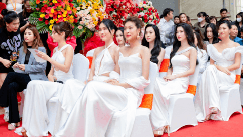Hoa hậu Mai Phương đọ sắc với dàn hoa, á hậu, tiết lộ công việc tại VTV