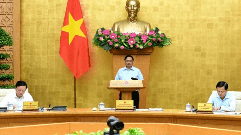 Khẩn trương hoàn chỉnh hồ sơ dự án đường sắt tốc độ cao Bắc – Nam để báo cáo Bộ Chính trị