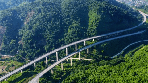 Tuyến cao tốc nối miền ngược với miền xuôi duy nhất đưa vào vận hành hệ thống thu phí không dừng
