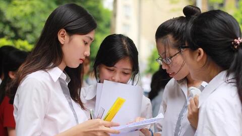 Học sinh THPT thực hiện thủ tục chuyển trường qua cổng dịch vụ công trực tuyến