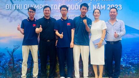 Hai anh em trai giành huy chương Vàng IMO và dự án lan tỏa tình yêu Toán học