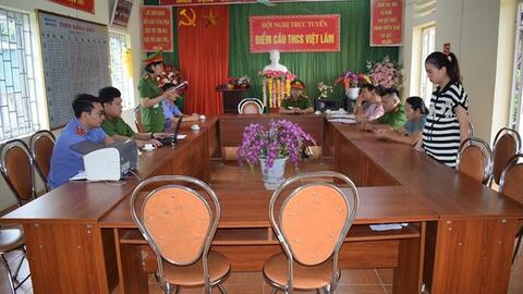 Khởi tố nữ kế toán trường học tự ý nâng hệ số lương của mình từ 2,72 lên 4,27