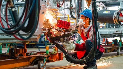 OECD dự báo kinh tế Việt Nam tăng trưởng 4,9% năm 2023