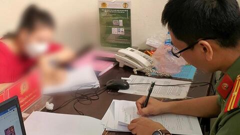 Hai phụ nữ bị xử phạt 15 triệu đồng vì rao bán “bùa phép” trên mạng xã hội