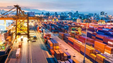 Việt Nam có cơ hội lớn để phát triển logistics, cần đón đầu các xu hướng kinh doanh, thích ứng với biến đổi khí hậu