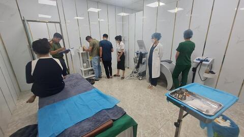 Phát hiện thẩm mỹ viện chui, 'bác sĩ' phẫu thuật nâng ngực mới học hết cấp 3