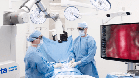 Bệnh viện Tâm Anh giới thiệu 3 công nghệ điều trị hiện đại tại VIIE 2023