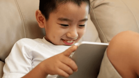 Bài kiểm tra Toán của học sinh cấp 1 khiến cư dân mạng cười muốn nín thở: Chưa thấy ai sống thực tế như em này!