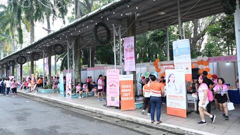 5.000 người đồng hành cùng bệnh nhân ung thư tại "Ngày hội nón hồng"